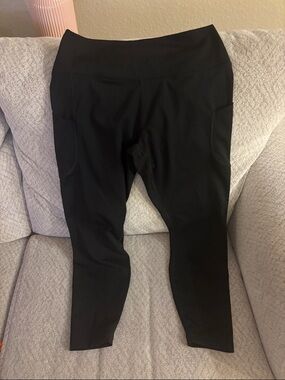 Nike Black High-Rise Pocket Leggings